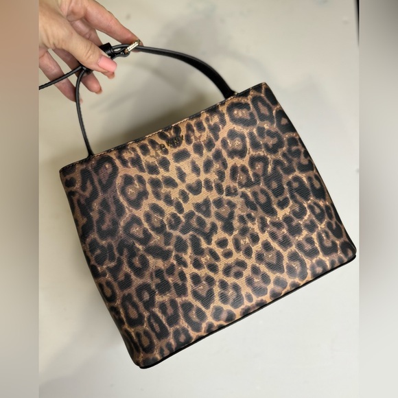 NWT DKNY leopard print bucket bag - Picture 1 of 11